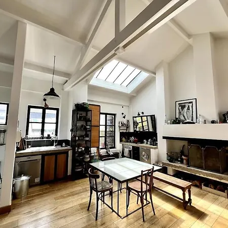 Daire Joli Loft Tres Lumineux 55m2 11em *